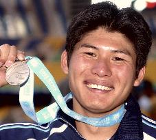 (1) Murakami wins silver in men's javelin in Asian Games